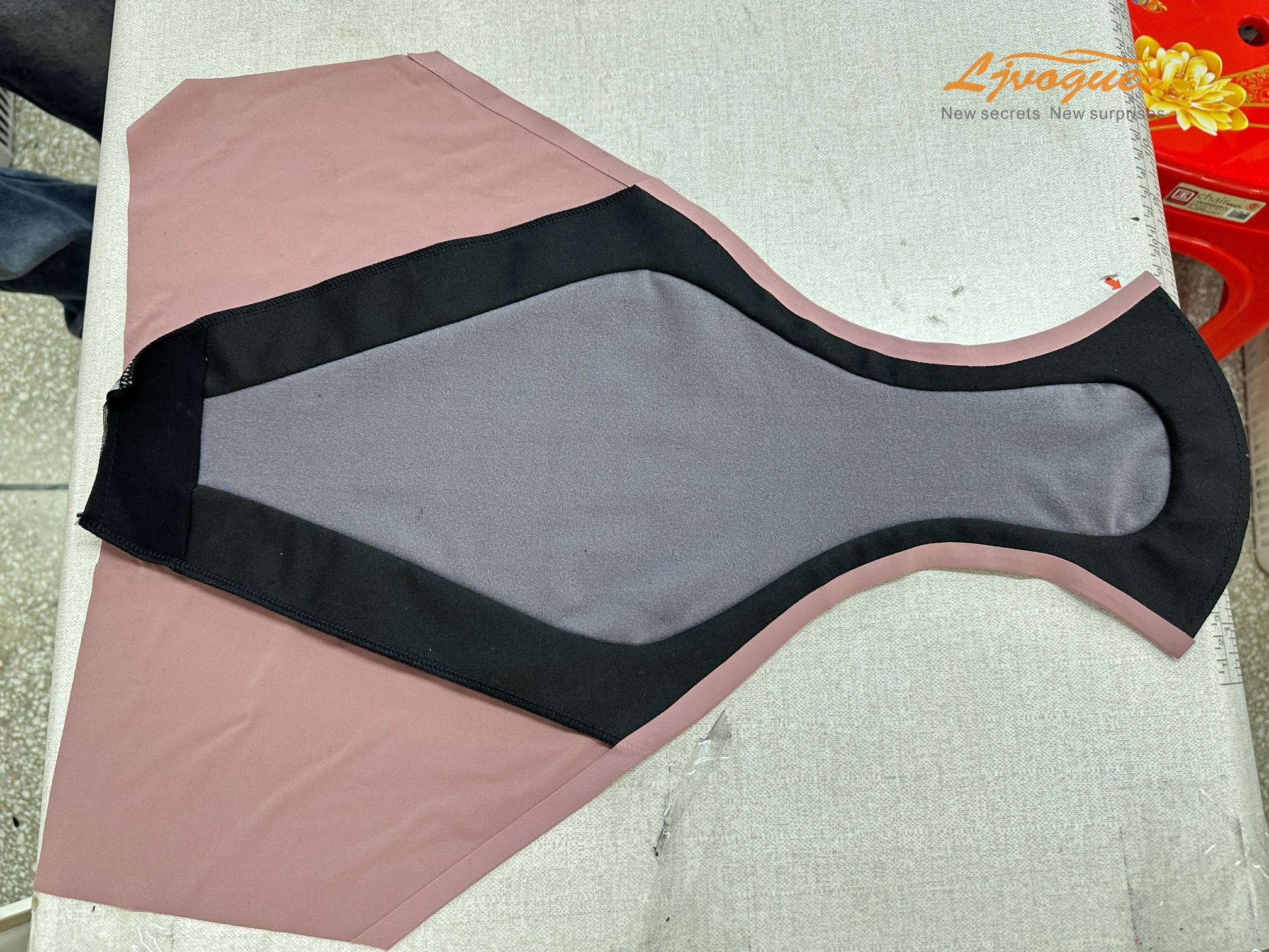 LJVOGUES-period-underwear-crotch-flat-lay (8).jpg