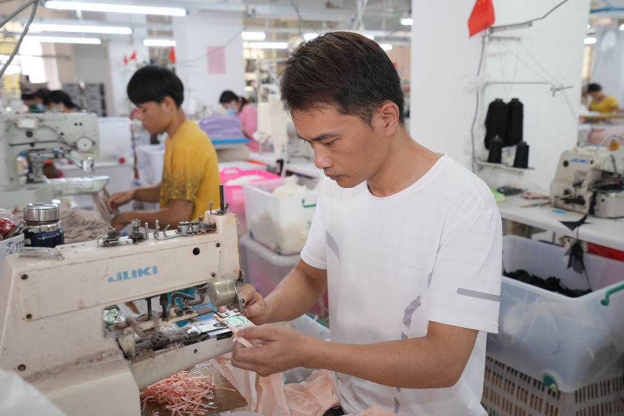 ljvogues-productionline (54).jpg