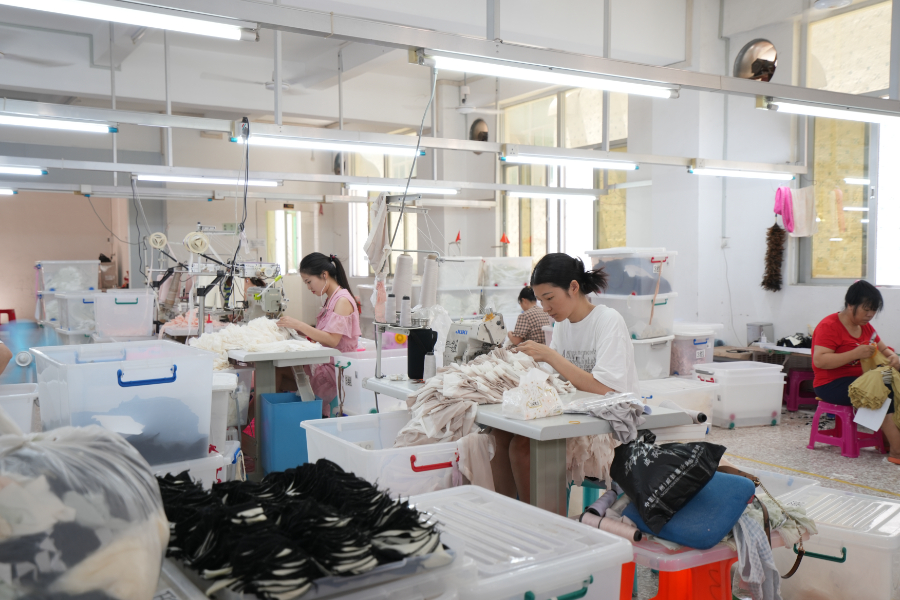 ljvogues-productionline (57).jpg