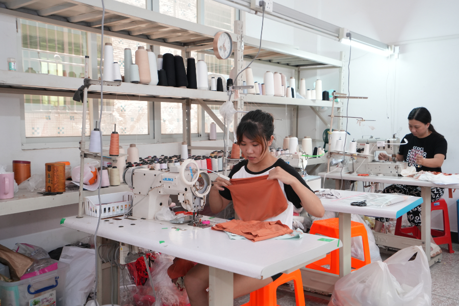 ljvogues-productionline (83).jpg