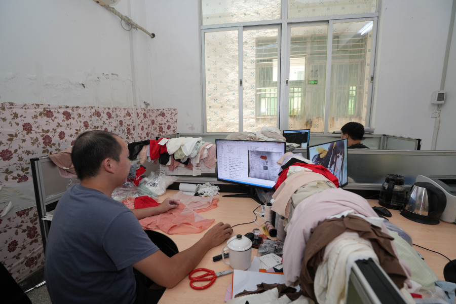 ljvogues-productionline (86).jpg