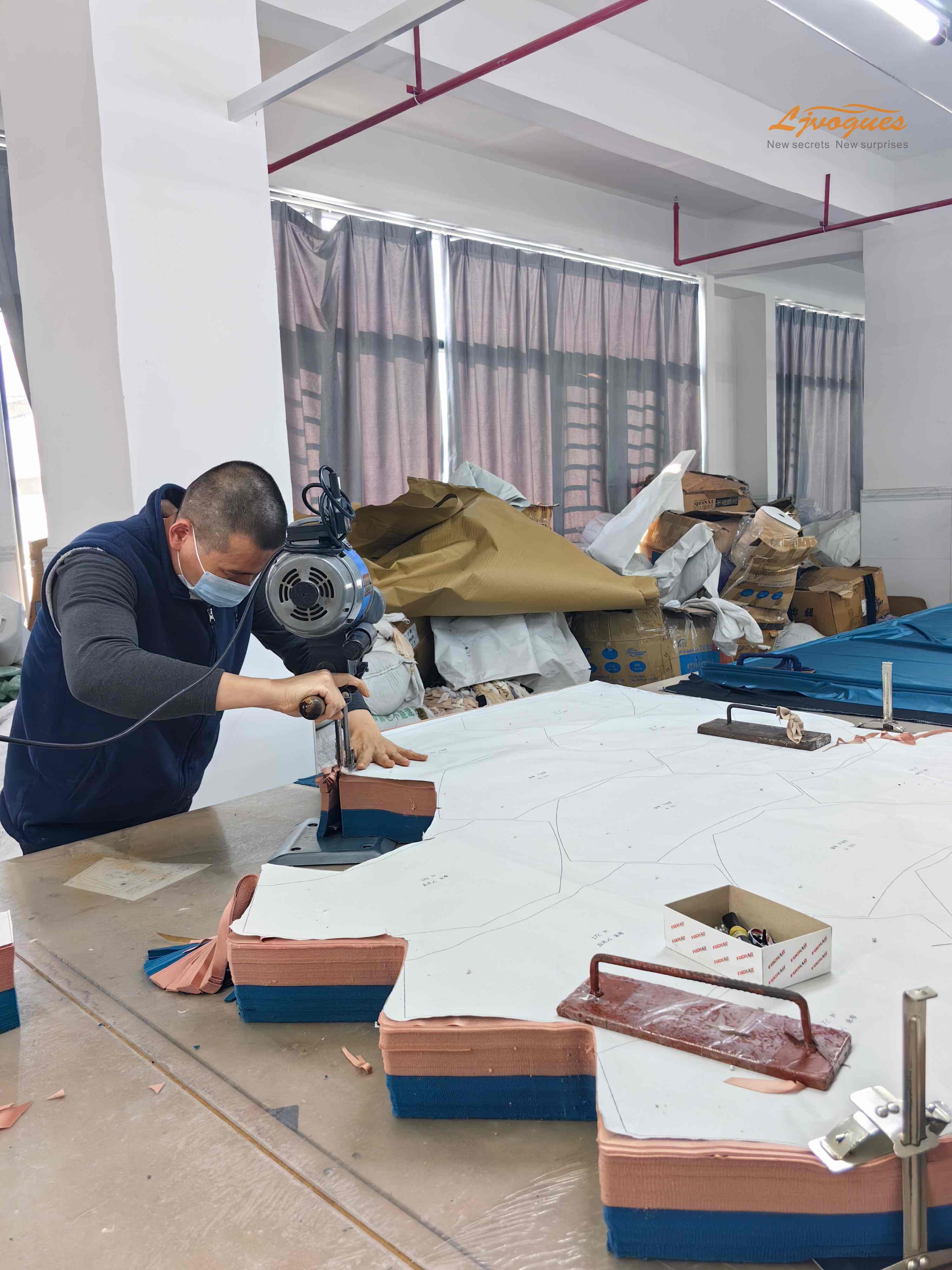 LJVOGUES-period-underwear-pattern-cutting-process (4).jpg