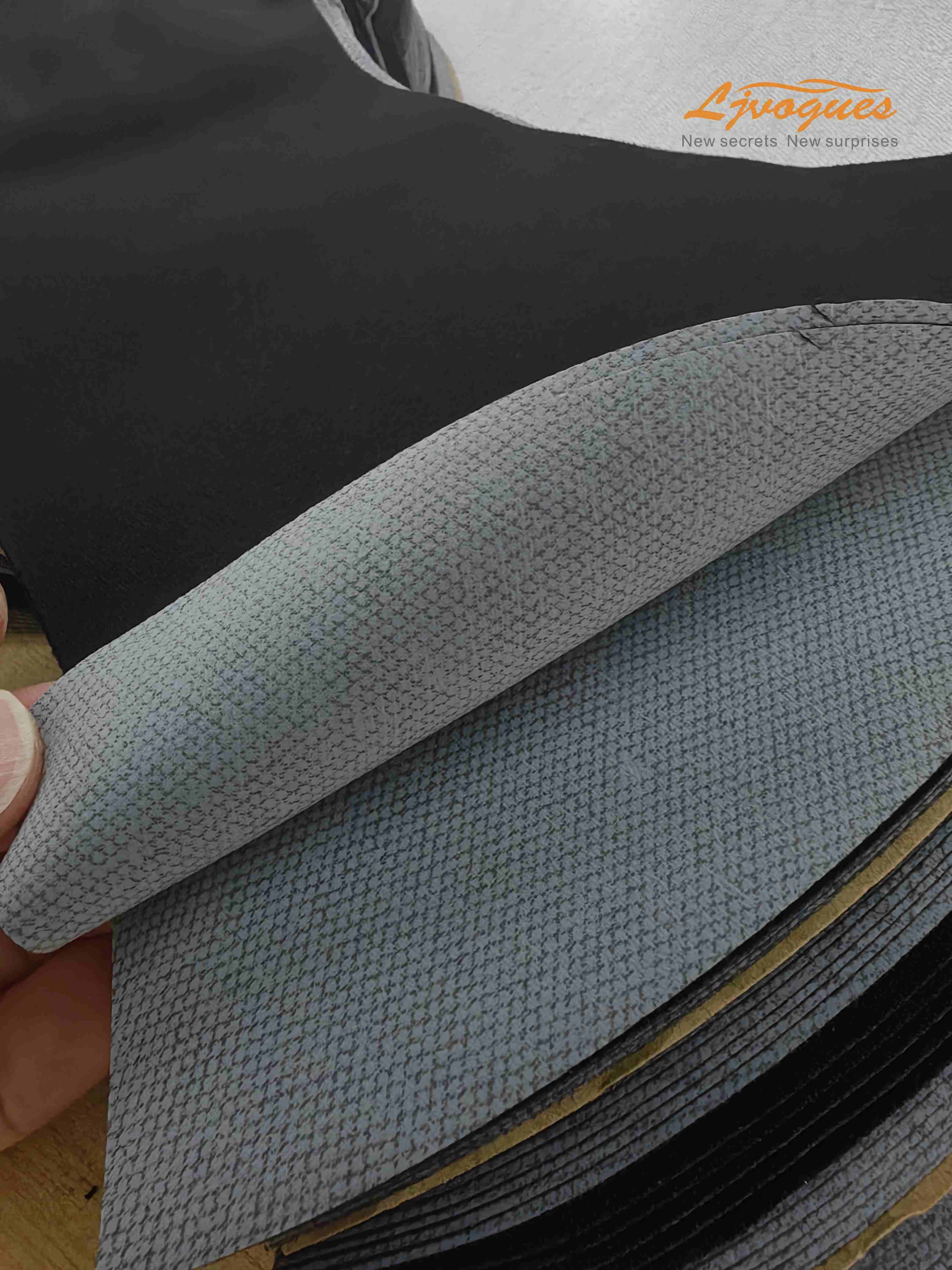 LJVOGUES-period-underwear-fabric-detail-closeup (10).jpg