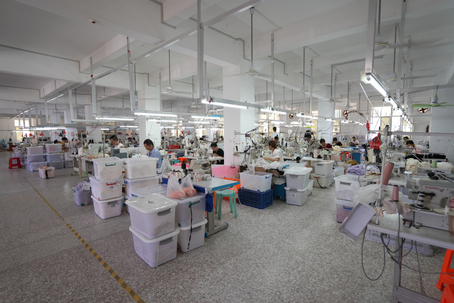 ljvogues-productionline (45).jpg