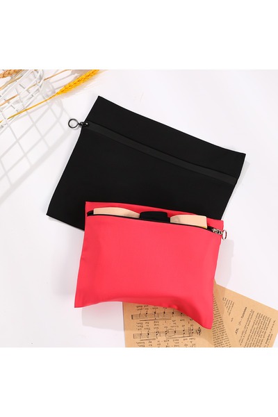 Dual-layer waterproof zipper / Compact / Waterproof performance / Multi-purpose storage