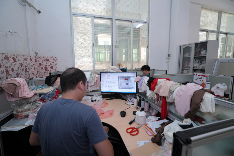 ljvogues-productionline (87).jpg