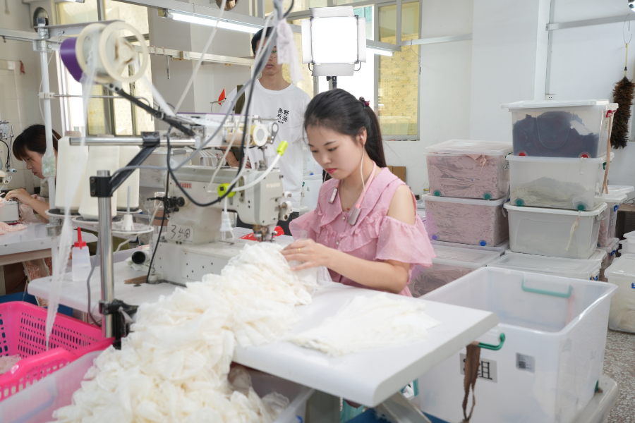 ljvogues-productionline (60).jpg