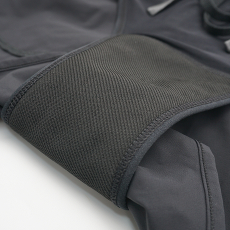 LY4291-1 2-in-1 Running Shorts with Built-In Leakproof Brief (9).jpg