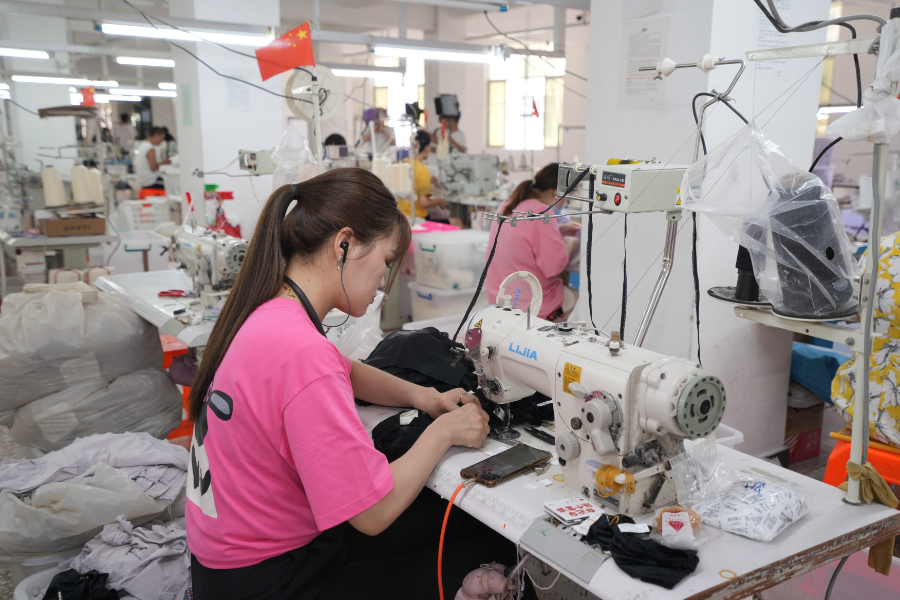 ljvogues-productionline (51).jpg